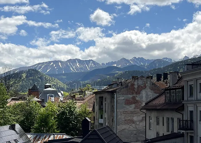 Krupowki W Podworku *